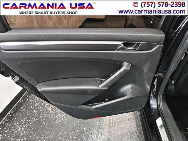 2018 VOLKSWAGEN PASSAT S 13