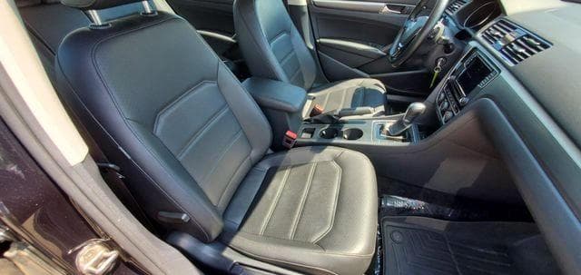 2018 VOLKSWAGEN PASSAT S 15