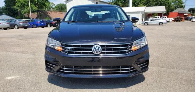 2018 VOLKSWAGEN PASSAT S 9