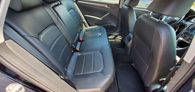 2018 VOLKSWAGEN PASSAT S 14