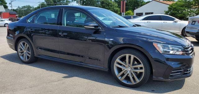 2018 VOLKSWAGEN PASSAT S 2