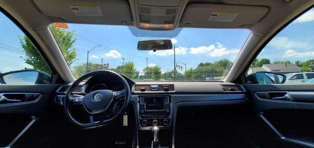 2018 VOLKSWAGEN PASSAT S 17