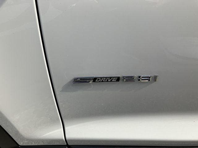 2017 BMW X3 SDRIVE28I 8