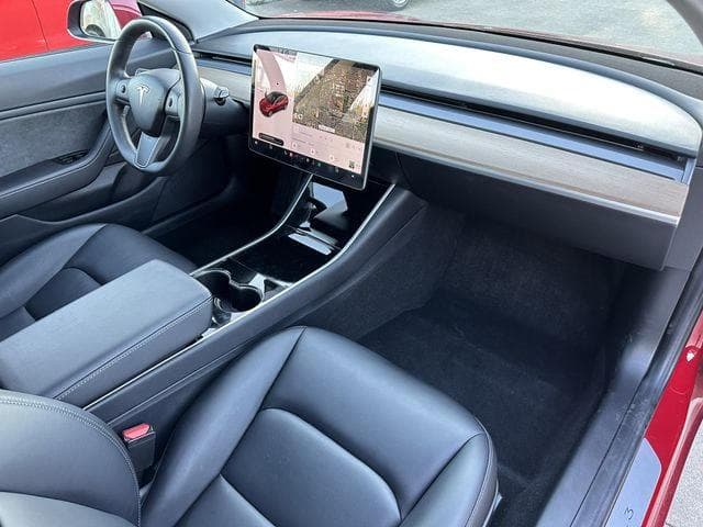 2018 TESLA MODEL 3 21