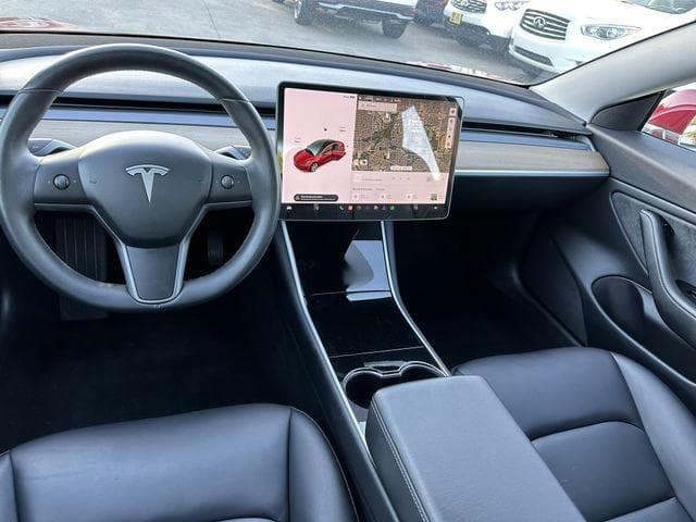 2018 TESLA MODEL 3 16