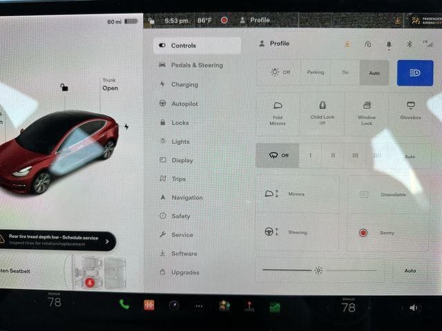 2018 TESLA MODEL 3 28