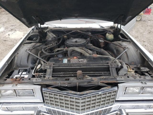 1976 CADILLAC DEVILLE 11