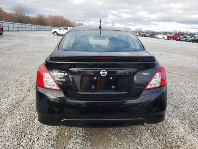2019 NISSAN VERSA S 6