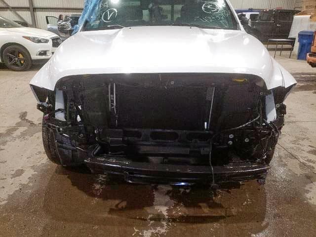 2017 RAM 1500 9