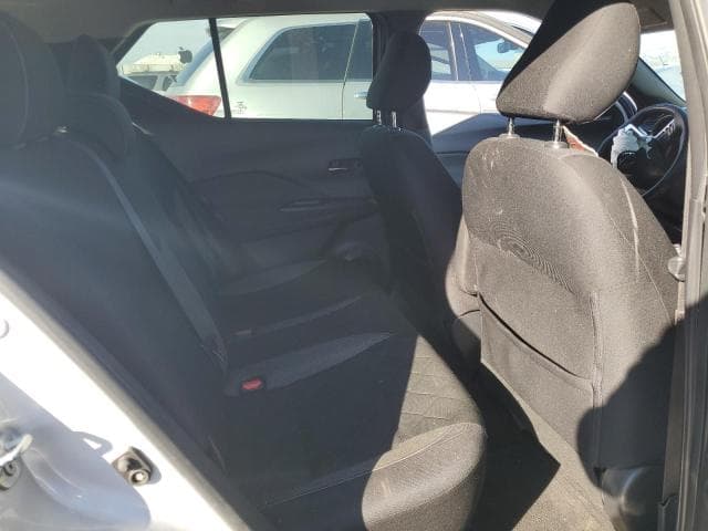 2019 NISSAN KICKS SV 11