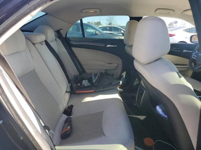 2019 CHRYSLER 300 TOURING 10