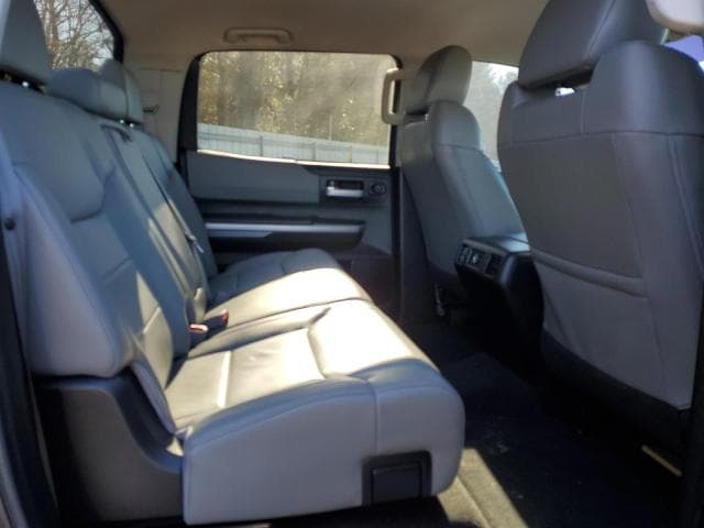2017 TOYOTA TUNDRA CREWMAX LIMITED 10