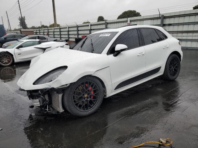 2017 PORSCHE MACAN GTS