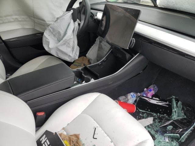 2018 TESLA MODEL 3 15