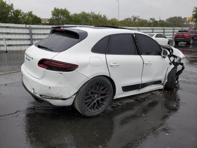2017 PORSCHE MACAN GTS 3