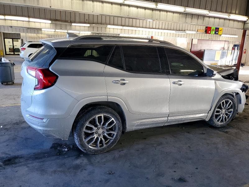 2022 GMC TERRAIN DENALI 3