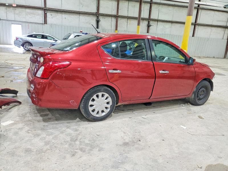 2019 NISSAN VERSA S 3