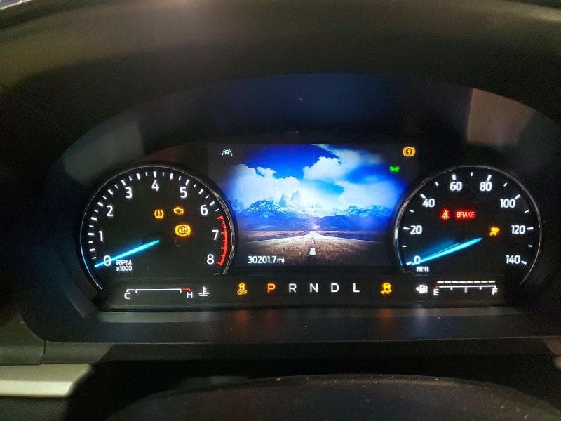 2023 FORD EXPLORER XLT 9