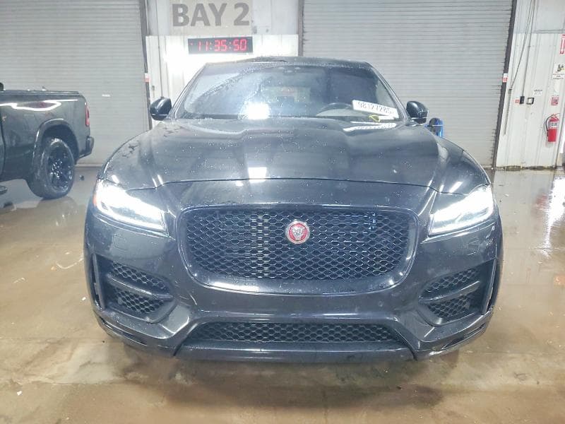 2020 JAGUAR F-PACE R - SPORT 5