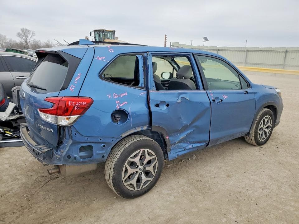2021 SUBARU FORESTER PREMIUM 3