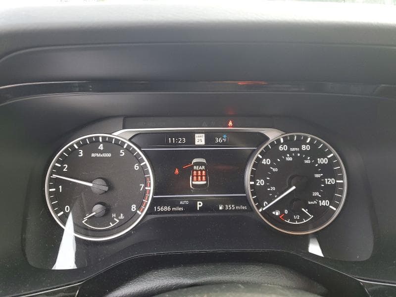 2024 NISSAN PATHFINDER SL 9