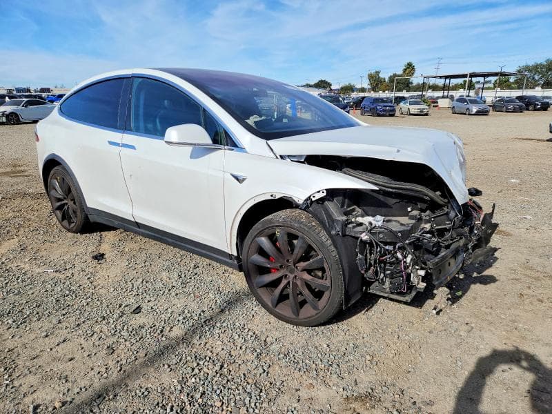 2019 TESLA MODEL X 4