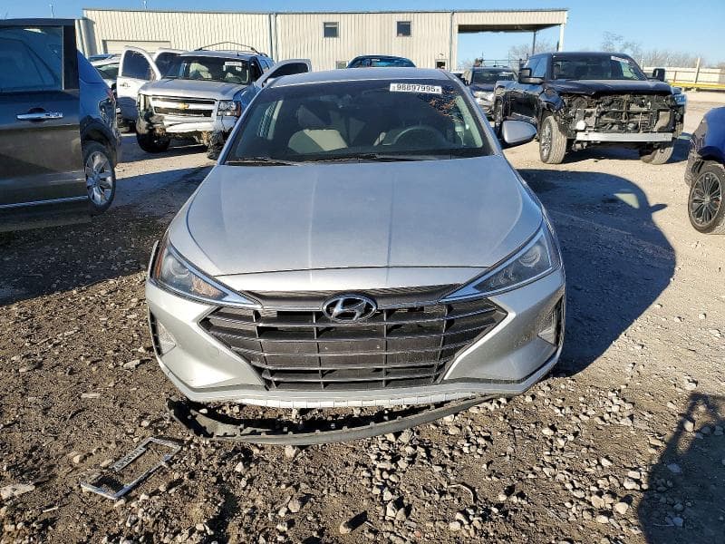 2019 HYUNDAI ELANTRA SEL 5