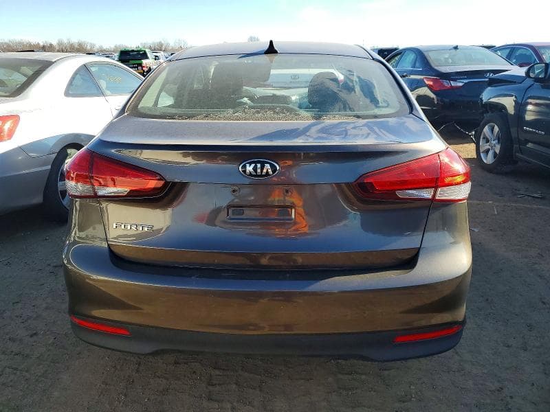 2017 KIA FORTE LX 6