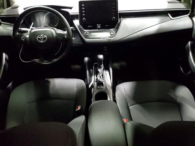 2020 TOYOTA COROLLA LE 8