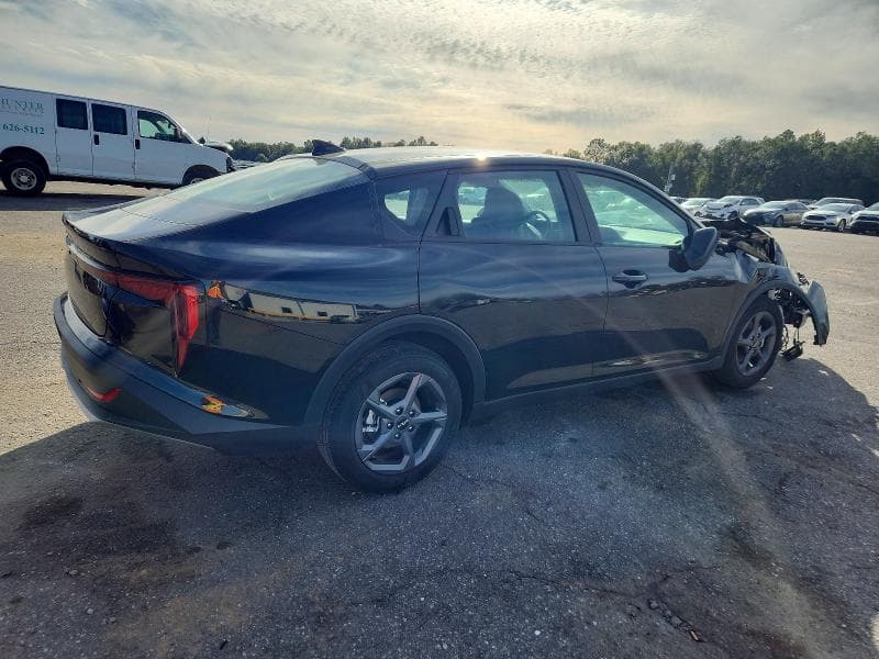 2025 KIA K4 LXS 3