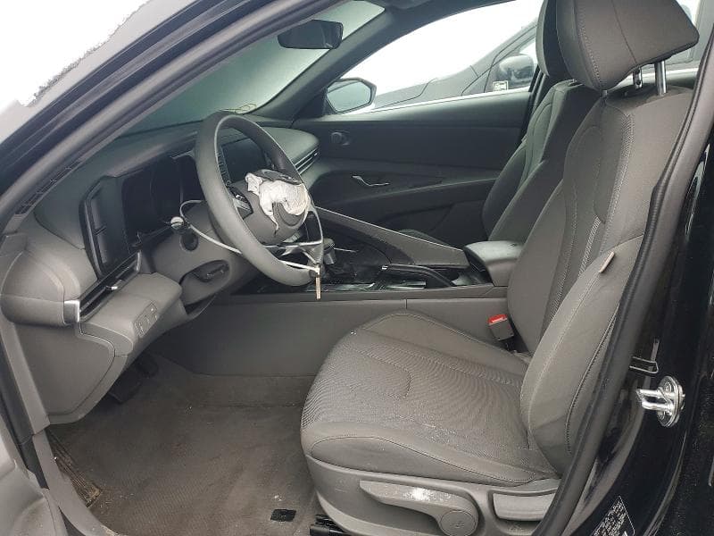 2021 HYUNDAI ELANTRA SE 7