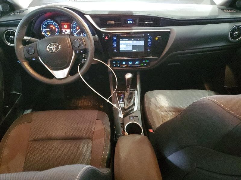 2017 TOYOTA COROLLA L 8