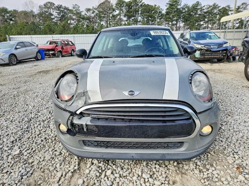 2017 MINI COOPER 5