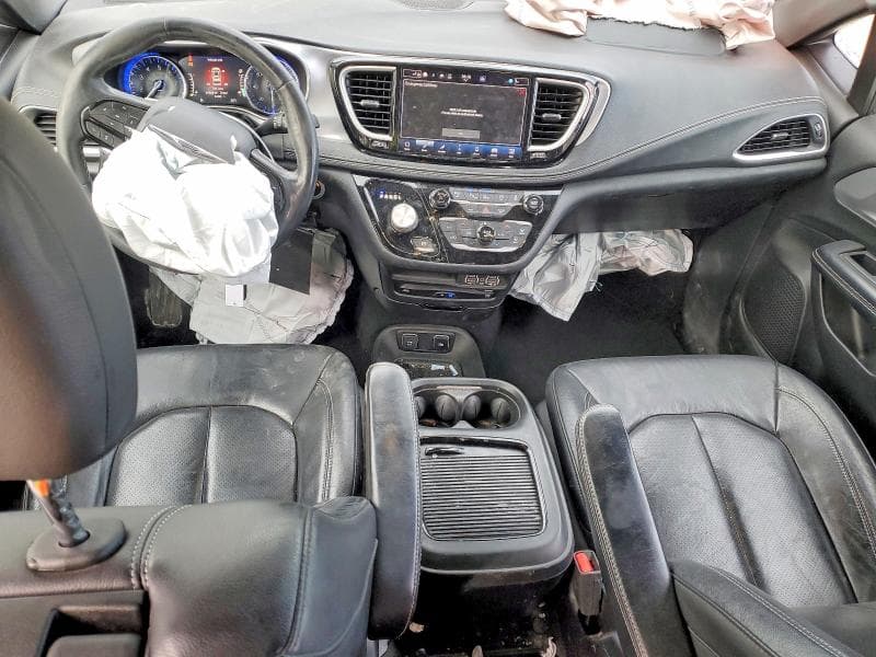 2021 CHRYSLER PACIFICA TOURING L 8