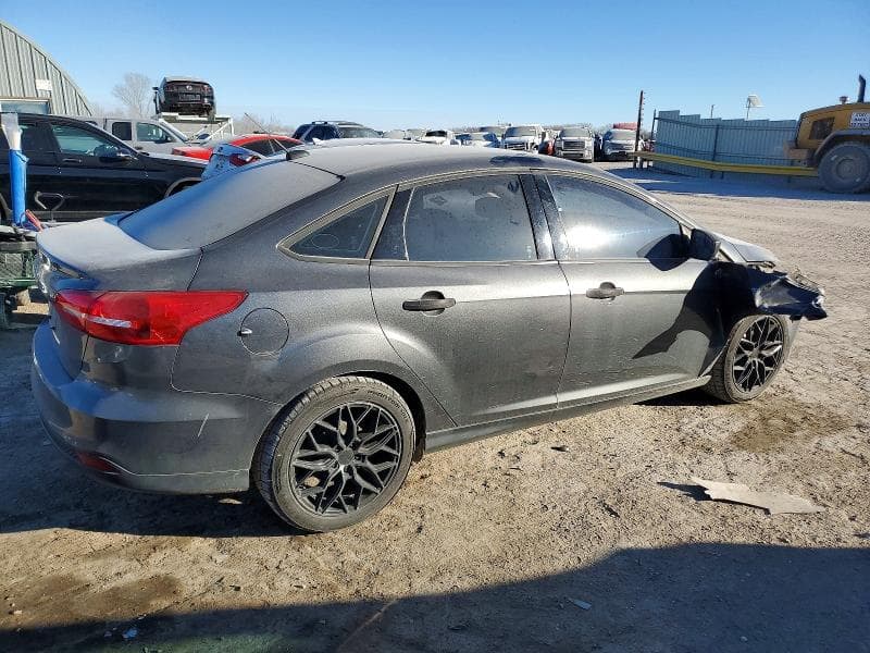 2017 FORD FOCUS S 3