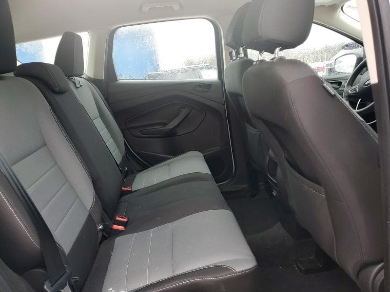 2017 FORD ESCAPE S 11