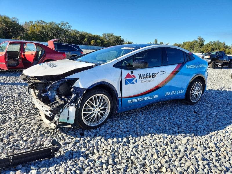 2024 TOYOTA PRIUS XLE - 1