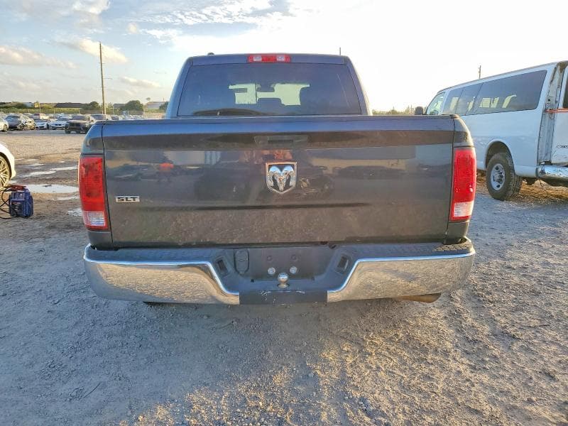 2021 RAM 1500 CLASSIC SLT 6