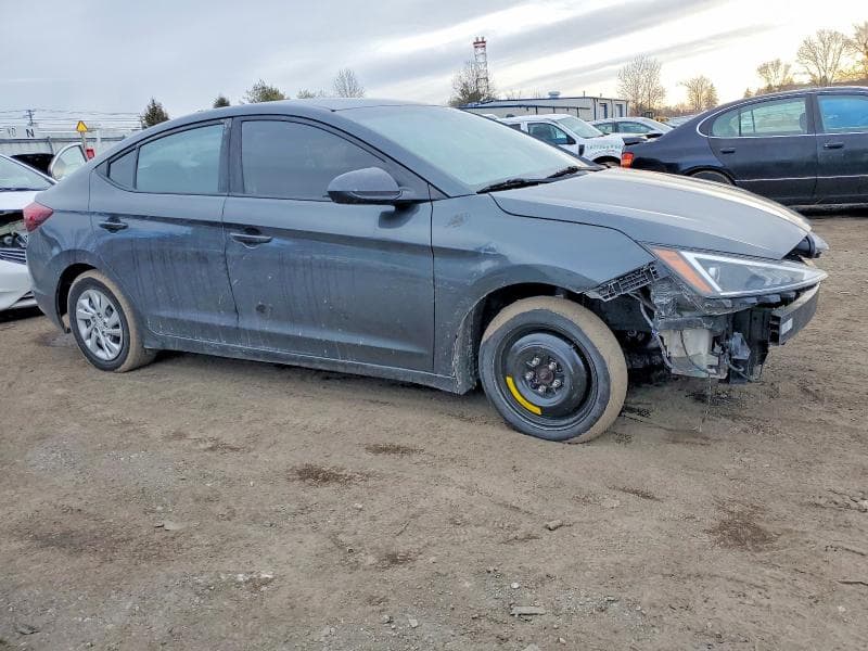 2020 HYUNDAI ELANTRA SE 4