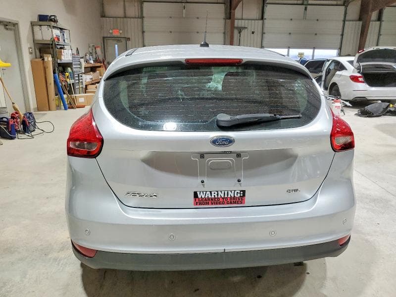 2017 FORD FOCUS SEL 6