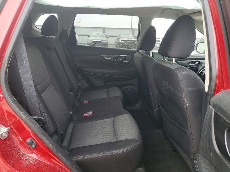 2017 NISSAN ROGUE 11