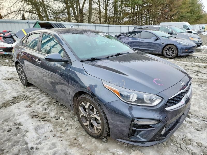 2021 KIA FORTE FE 4