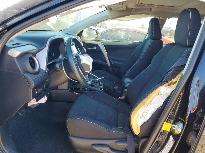2017 TOYOTA RAV4 XLE 7