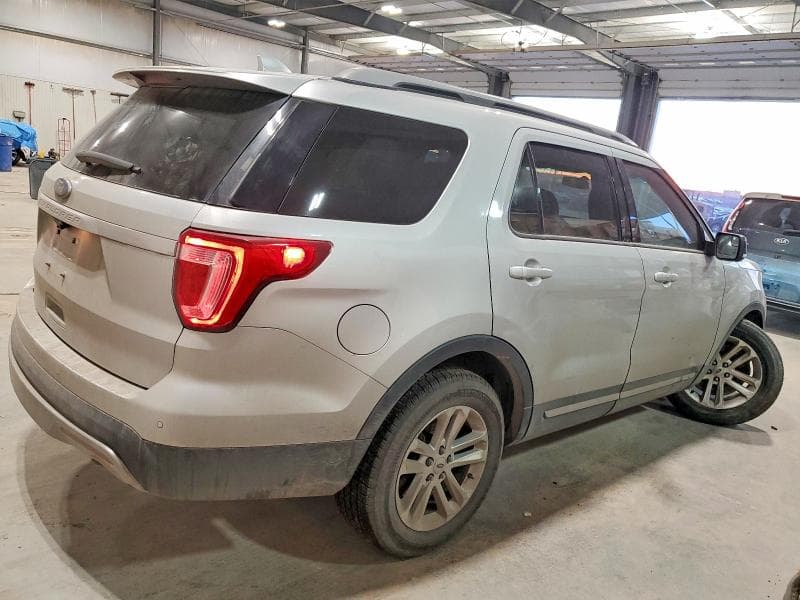 2017 FORD EXPLORER XLT 3