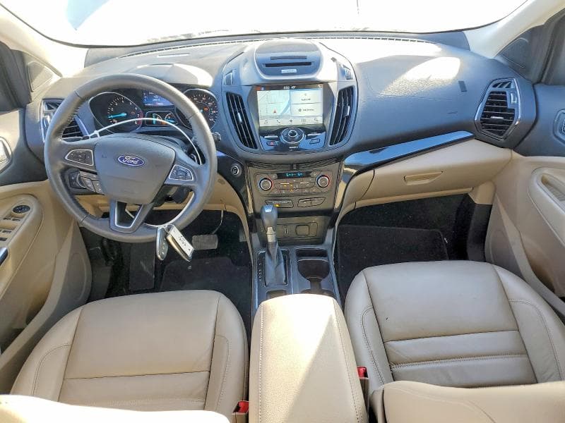 2017 FORD ESCAPE TITANIUM 8