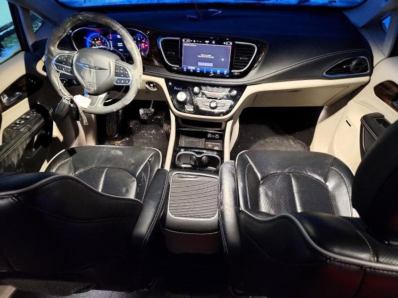 2022 CHRYSLER PACIFICA LIMITED 8