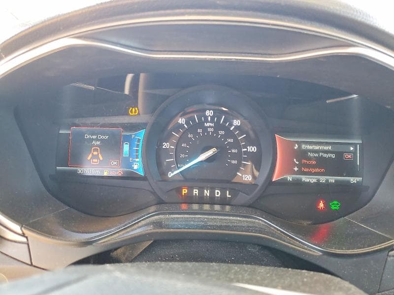 2019 FORD FUSION SE 9