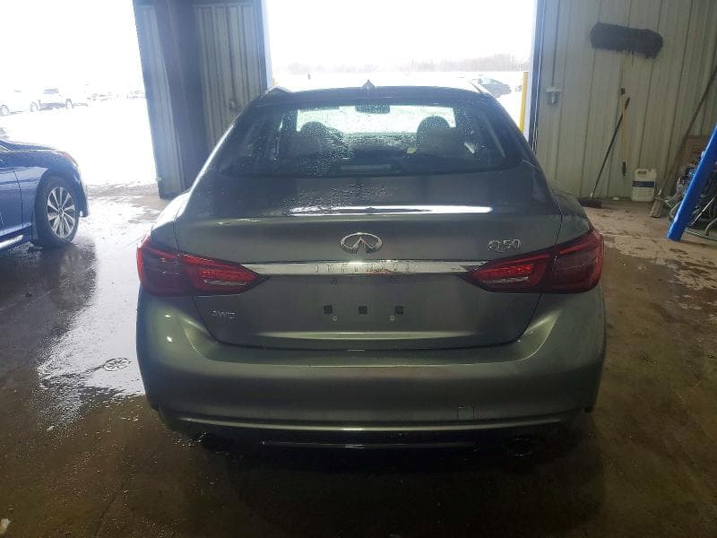 2018 INFINITI Q50 LUXE 6