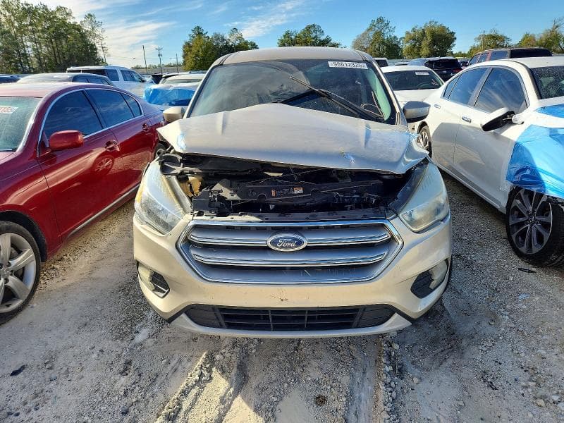 2017 FORD ESCAPE SE 5