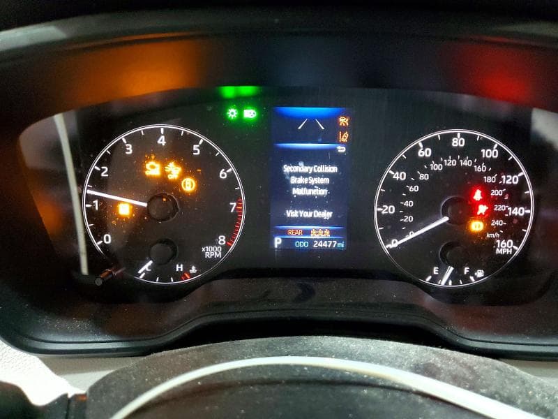 2024 TOYOTA COROLLA LE 9